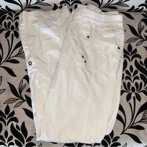 Chicos White cargo pants woman’s size 1